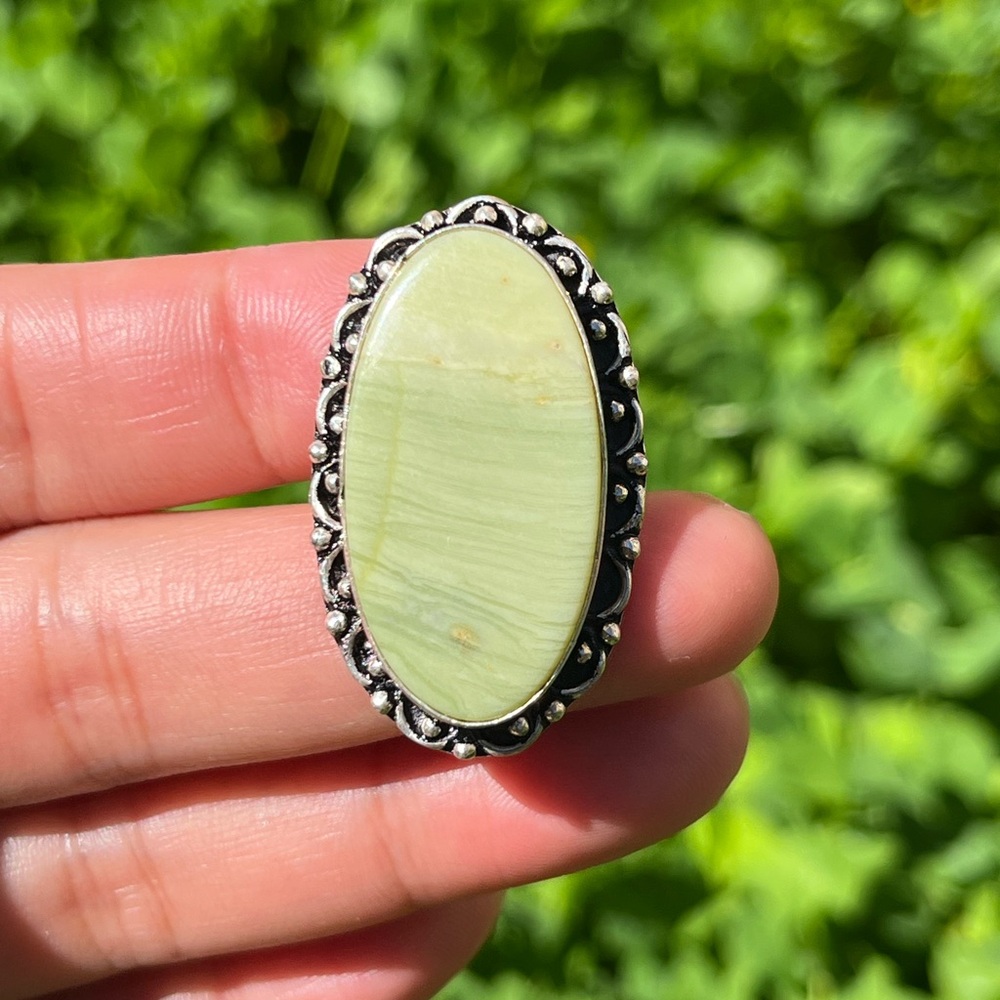 Size 6.75 silver‎ plated Larsonite ring 2308